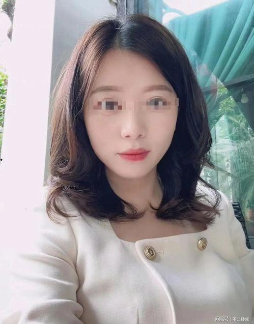 网红爱婷哥吃瓜头像,揭秘网络红人的趣味生活